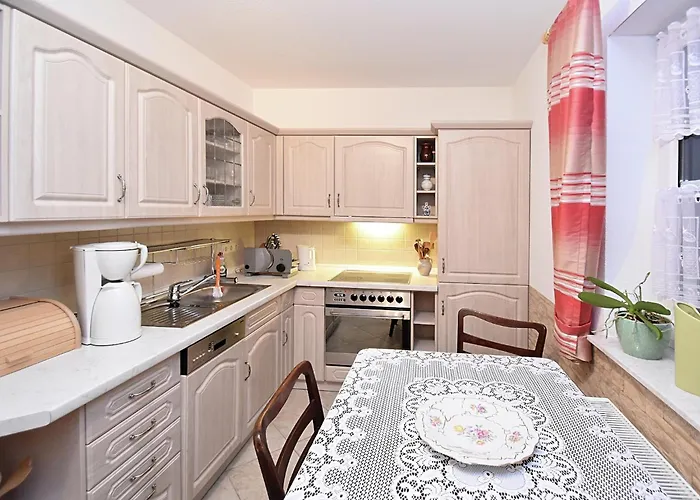 Quiet Comfort In Oelsnitz (Erzgebirge)